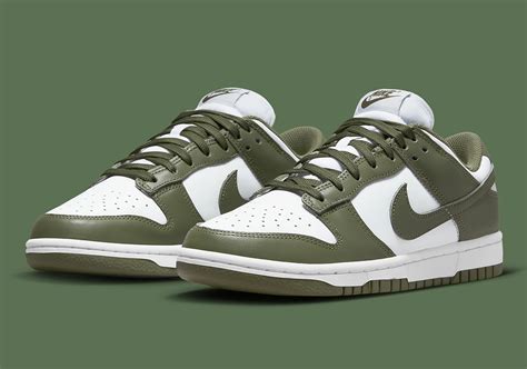 nike sb dunk low olive weiß|Sb Dunk shoes.